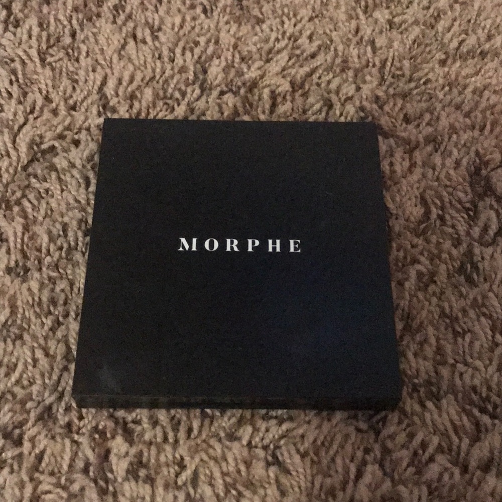 Morphe 9b bronzed babe eye pallet
